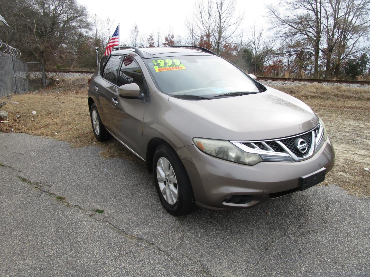 2012 Brown Nissan Murano SL AWD (JN8AZ1MW3CW) with an 3.5L V6 DOHC 24V engine, Continuously Variable Transmission transmission, located at 2553 Airline Blvd, Portsmouth, VA, 23701, (757) 488-8331, 36.813889, -76.357597 - **VEHICLE TERMS*** Down Payment: $999 Weekly Payment: $100 APR: 23.9% Repayment Terms: 42 Months ***CALL ELIZABETH SMITH - DIRECTOR OF MARKETING @ 757-488-8331 TO SCHEDULE YOUR APPOINTMENT TODAY AND GET PRE-APPROVED RIGHT OVER THE PHONE*** - Photo#3